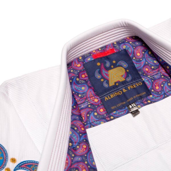 Albino and Preto Batch #45: Paisley - Image 4