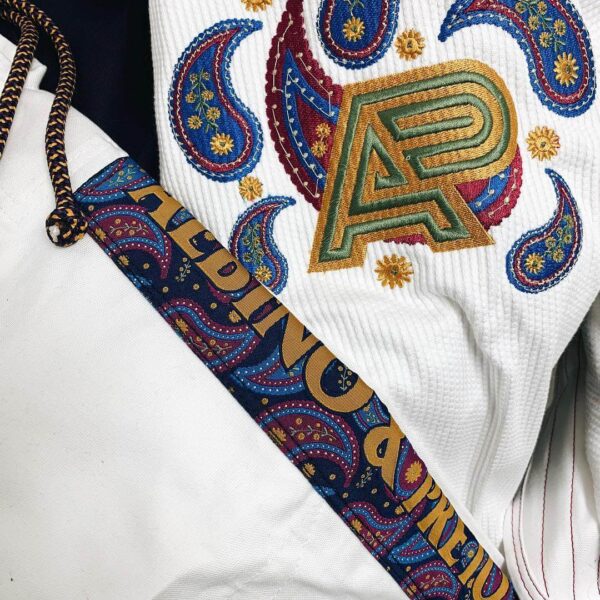Albino and Preto Batch #45: Paisley - Image 14