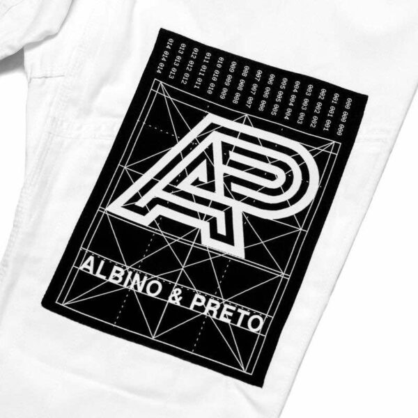 Albino and Preto Batch #82: Building Blocks - Image 16